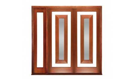 escudo: double door + sidelight on left