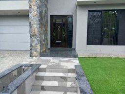 contemporary-pivot-door-and-sidelight-entries-69