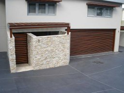 contemporary-gates-36