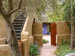 contemporary-gates-55