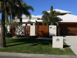 contemporary-gates-67