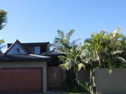 contemporary-gates-68