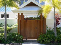 contemporary-gates-85