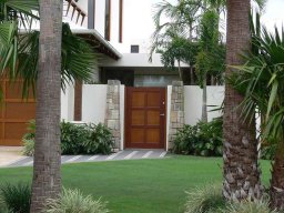 contemporary-gates-96