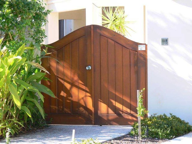 Custom Gates Gallery