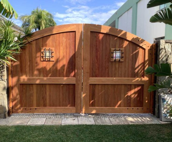 Custom Gates Gallery