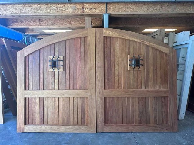 Custom Gates Gallery